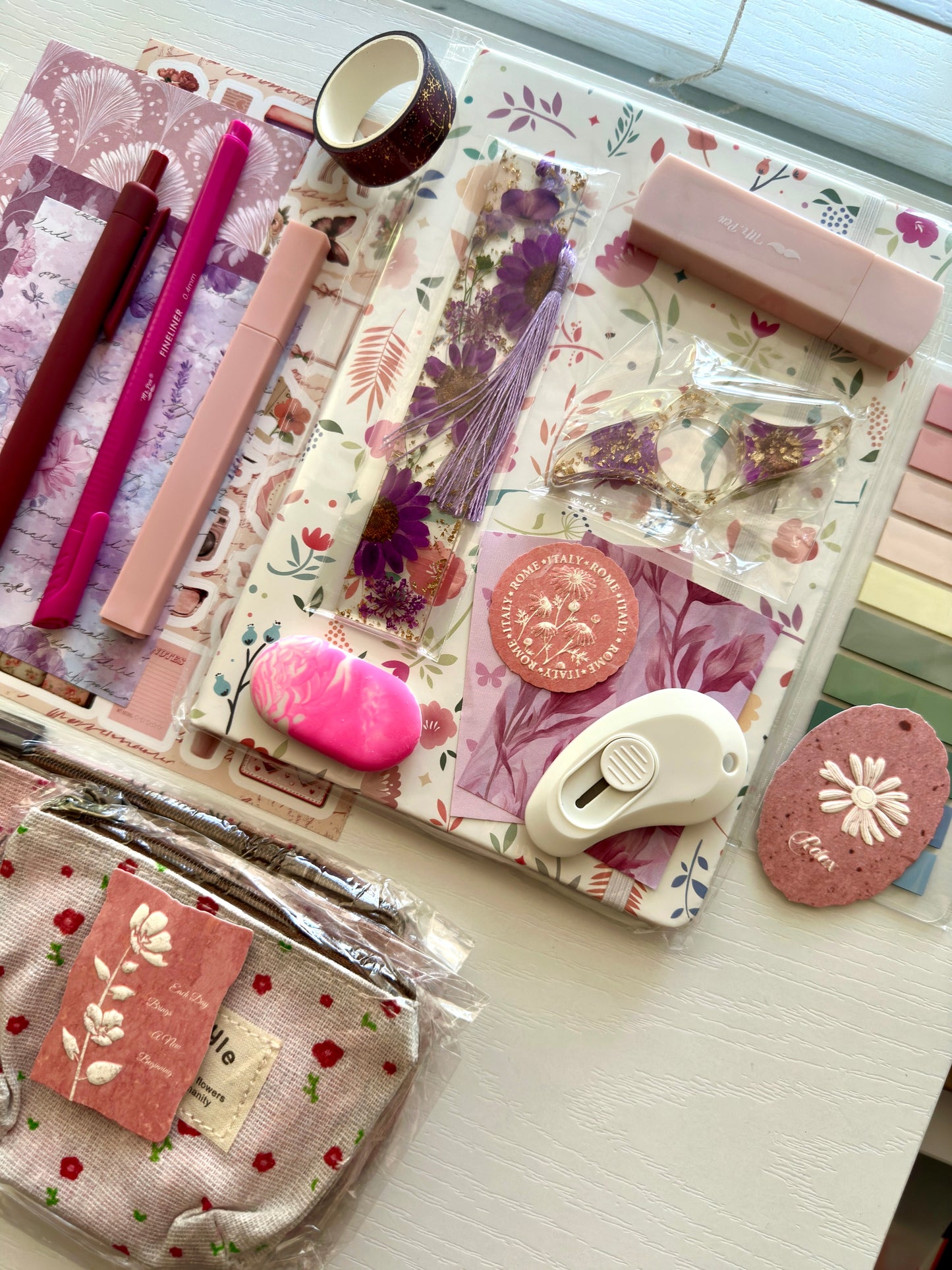 The Wildflower Collective - Junk Journal Starter
