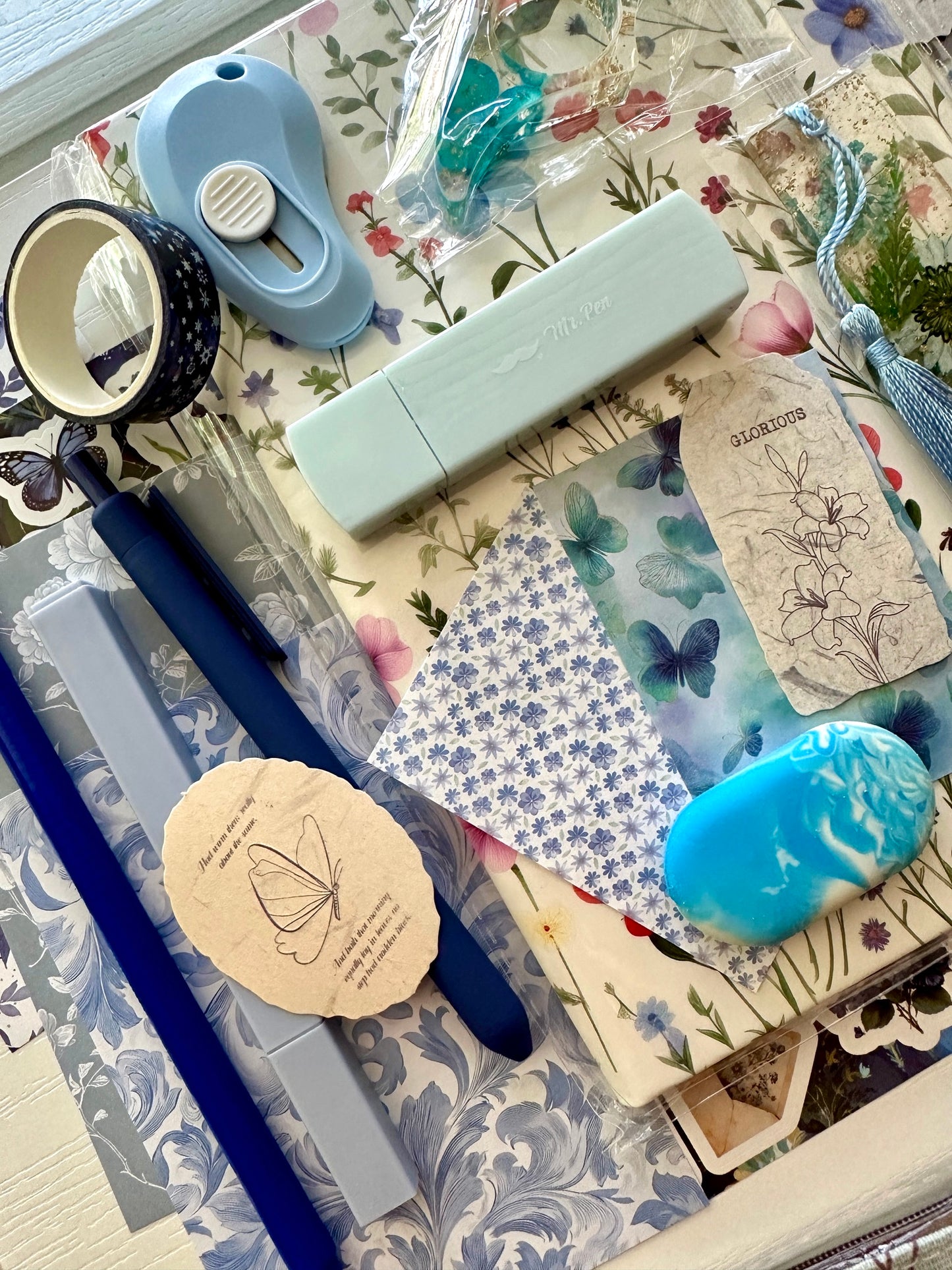 The Wildflower Collective - Junk Journal Starter